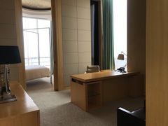 -上海漕河泾万丽酒店