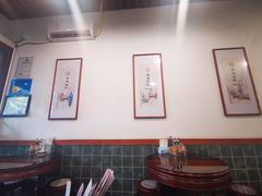 大堂-佳面馆·竹升云吞面·爽鱼皮·牛腩面(易发店)