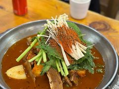 -喇喇排骨火锅·传统韩式脊骨汤(望京西园总店)