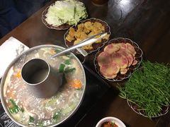 -民食香·腊排骨野生菌美食(木府店)