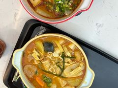 -锅神麻辣烫