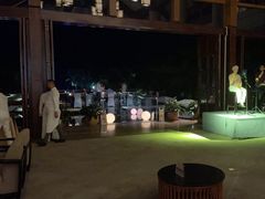 -亚龙湾喜来登·美景台大堂吧