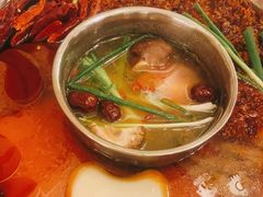 -山城年华老火锅(玉林店)