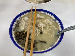 -明呈黄鱼面馆(斜土路店)