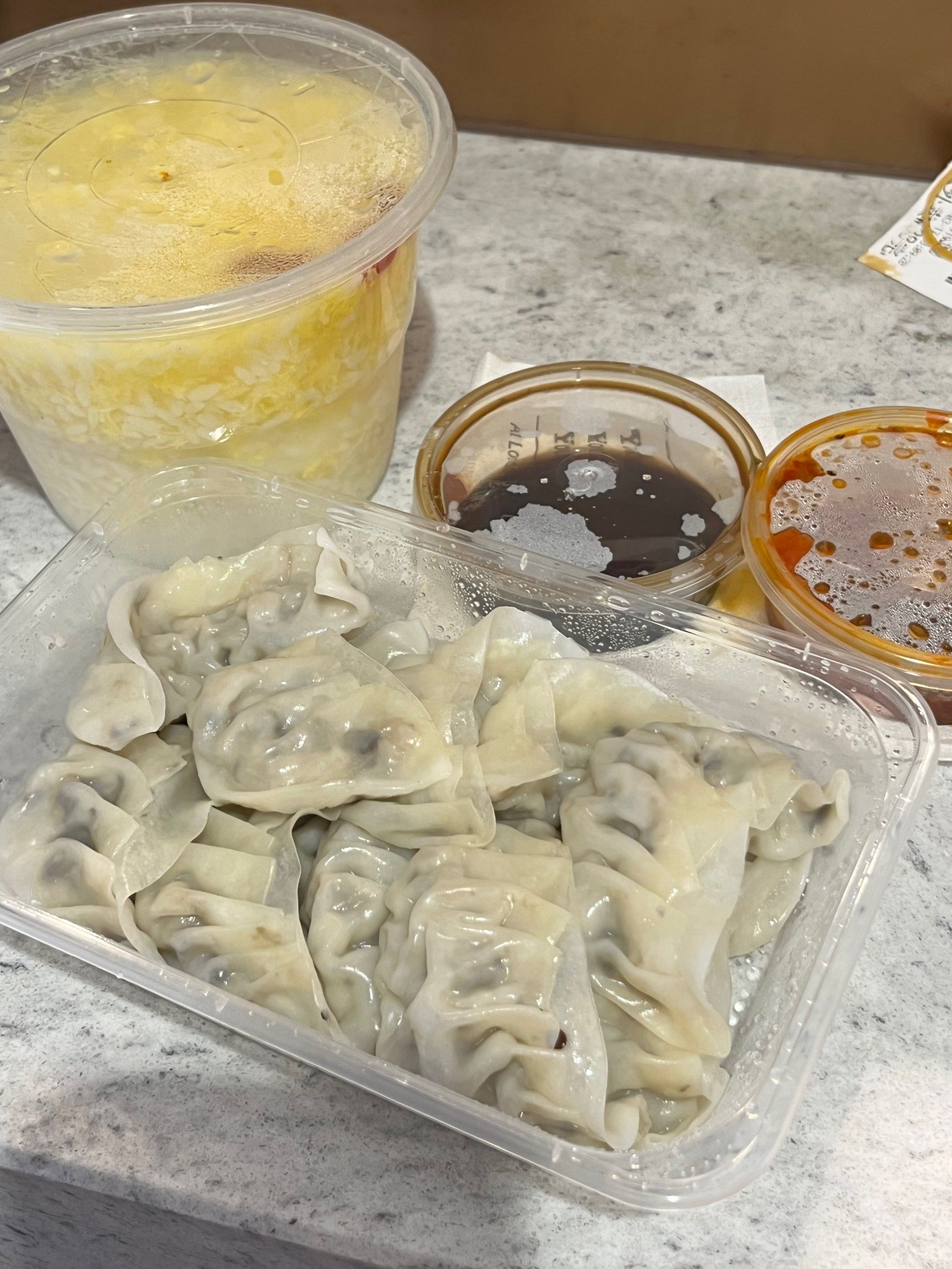 天天领红包#0元玩转这座城第一次吃宝贝蒸饺是朋友给点的外卖,第已圹