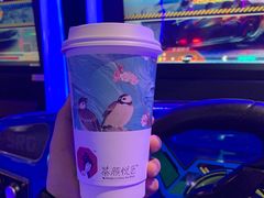 筝筝纸鸢-茶颜悦色(金茂览秀城LG层外街店)