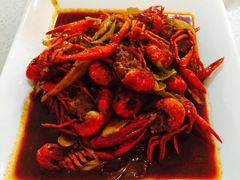黄焖龙虾-百味手拨龙虾馆(愚园路店)