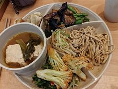 -素满香·全民食养自助(长宁龙之梦店)