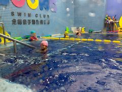 -龙格亲子游泳·水育早教运动中心(绿宝中心)