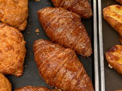 焦糖黄油可颂-DEMO黛慕蛋糕(中泰店)