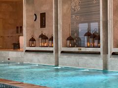 -成都华尔道夫酒店游泳池