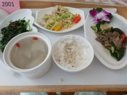 点击看大图 月子餐-美悦月子中心(财大店)