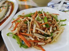 -丹水桥地锅鱼·翘嘴鲌·地方特色全鱼宴(丹江口大坝店)