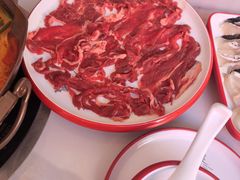 -毛辣果·贵州红酸汤牛肉火锅(西单店)