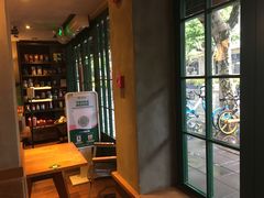 -星巴克(武康路店)