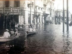 -人民防洪胜利纪念塔