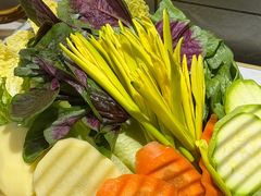 -原林野山菌火锅·炒菌(关上野生菌一条街店)