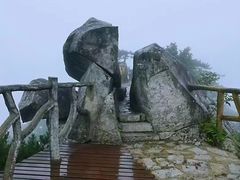 -罗田薄刀峰风景区