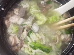 -闫家驴肉老店(华电一校店)