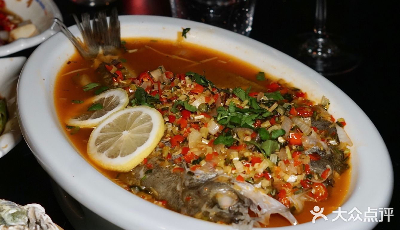 交子大道温馨小木屋海鲜Bistro，快乐团年地。