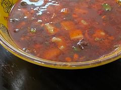 -曾氏肥肠馆(凯瑞雅居店)