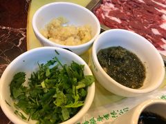 -月圆火锅(宁海东路二店)