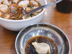 酸汤牛肉水饺-回坊马二饺子馆