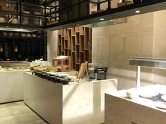 自助取餐区-水月周庄铂尔曼酒店 · 漾全日餐厅