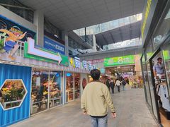 -丽达购物中心(崂山店)