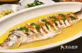 Hidden Lake Braised River White Carp