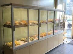 面包甜点陈列柜-奈雪的茶(南山大冲一期店)