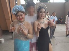 -金东尼人妖秀