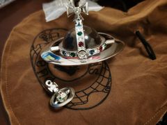 -Vivienne Westwood(上海来福士广场店)