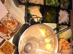 -花田煮鲜牛肉火锅(钟楼众汇店)