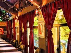 -弦月窗LUNETTE BY AMANDA(复兴路店)