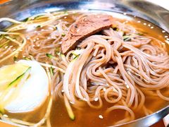 冷面-屋里家延边朝鲜族冷面(南园店)