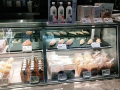 面包甜点陈列柜-喜茶(北京通州万达店)
