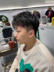 -卓梵美发·精品Salon