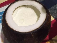 -志龙皇冠吃货椰子铺