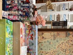 -猫的天空之城概念书店(束河店)
