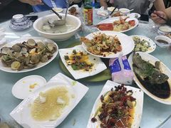 -范饭椰林川湘味海鲜·椰子鸡(三亚湾椰梦长廊店)