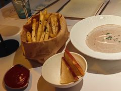 -春树下·树屋花房西餐厅(罍街AS1980店)