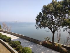 -上海滴水湖皇冠假日酒店