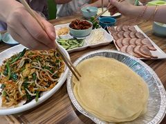 -合合春饼·酱骨·东北菜(潘家园店)