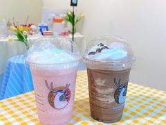 粉荔荔瑞纳冰-瑞幸咖啡(泉州中骏世界城金街店)