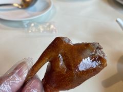 玻璃脆皮乳鸽-利苑酒家(金宝店)