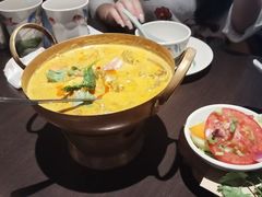 -大头虾越式风味餐厅(光明广场店)