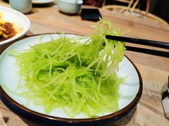 爽口青笋丝-川旺角川粤融合菜•海景餐厅(星海广场店)