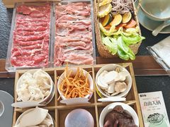 -菌自由丨野生菌火锅特色庭院餐厅(丽江古城店)