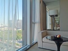 -上海宝华万豪酒店
